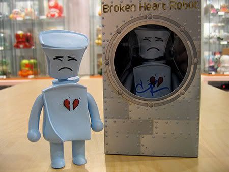 broken-heart-robot.jpg