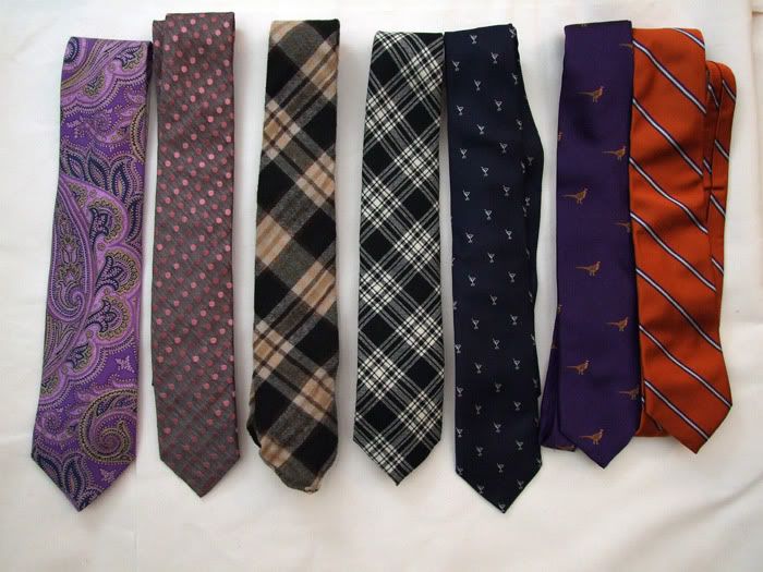 paisley ties in style. Faconabble paisley tie, used.