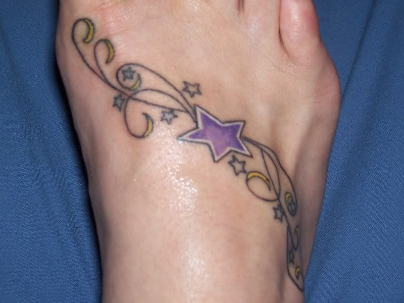 Curvy Star Tattoo on Foot Image