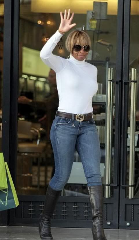 Mary J. Blige Sells 629K Copies Of “Growing Pains”