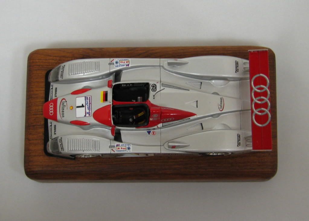 AudiR8RLeMans01winner004.jpg